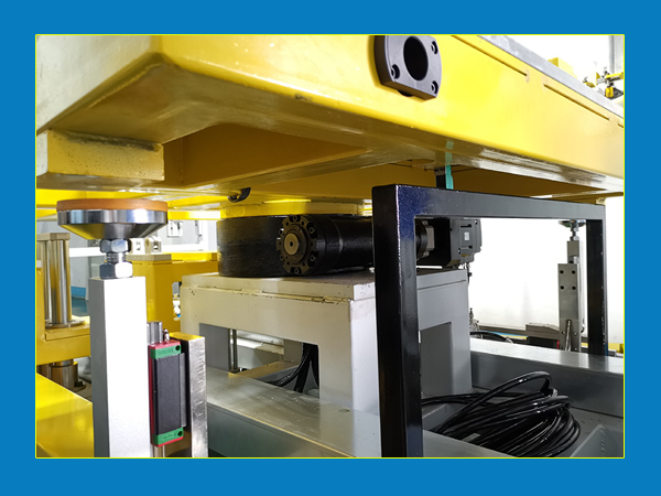 重载型中空旋转平台应用案例汽车行业